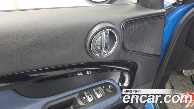 Mini Countryman 2021 — photo 28
