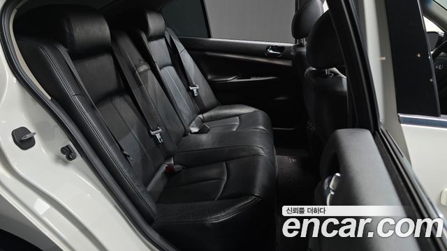 Infiniti G 2013 — photo 11