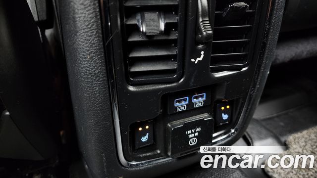 Jeep Cherokee 2019 — photo 25