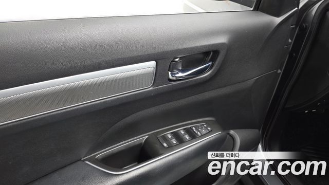 Renault Korea QM6 2021 — photo 32