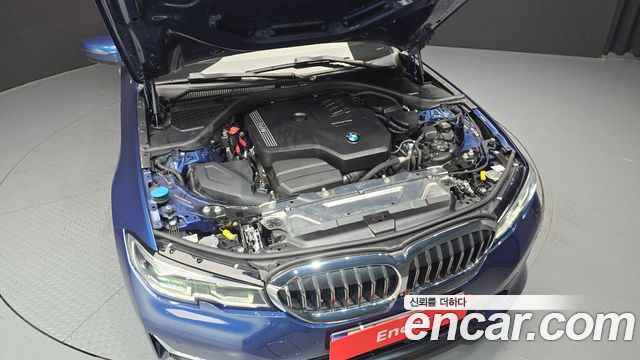 BMW 3-Series 2021 — photo 6