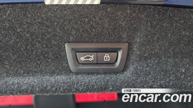 BMW 3-Series 2021 — photo 20