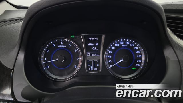 Hyundai Grandeur 2012 — photo 8