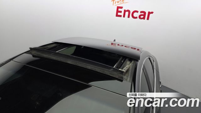 Hyundai Grandeur 2012 — photo 20