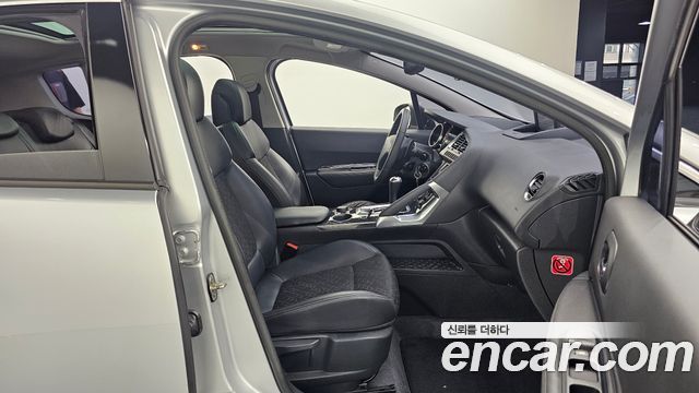 Peugeot 3008 2015 — photo 17