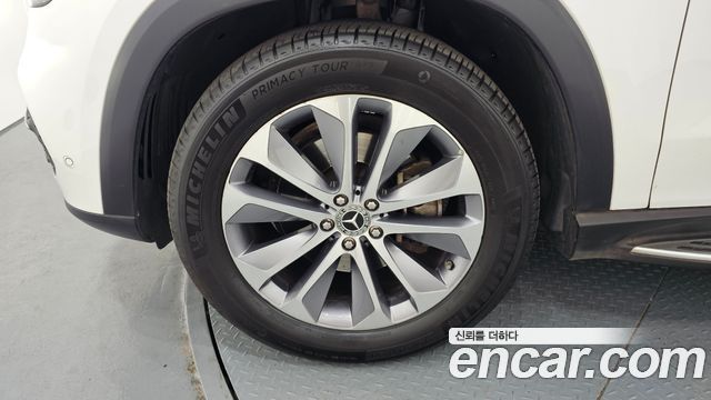 Mercedes-Benz GLE-Class 2022 — photo 5