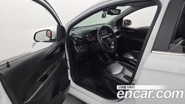 Chevrolet Korea Spark 2017 — photo 13