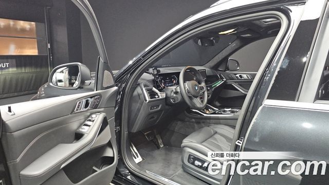 BMW X7 2024 — photo 13