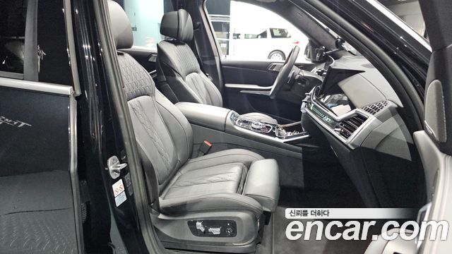 BMW X7 2024 — photo 18