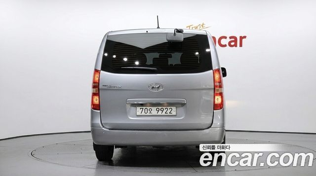 Hyundai Starex 2017 — photo 4