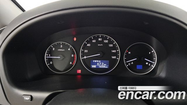 Hyundai Starex 2017 — photo 8