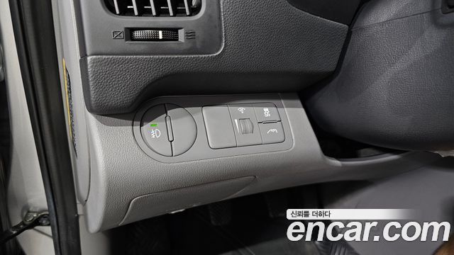 Hyundai Starex 2017 — photo 14