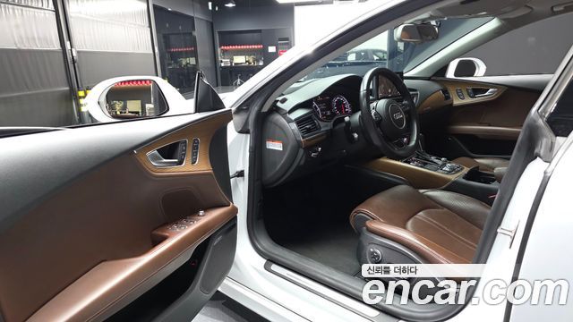 Audi A7 2016 — photo 10