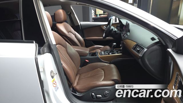Audi A7 2016 — photo 11