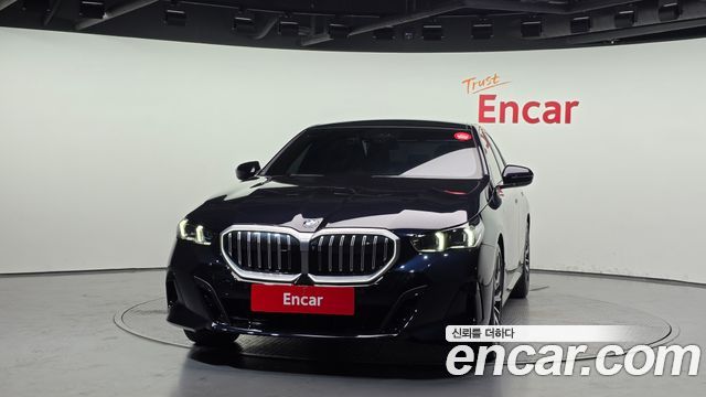 BMW 5-Series 2024 — photo 3