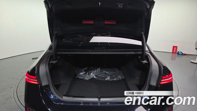 BMW 5-Series 2024 — photo 20