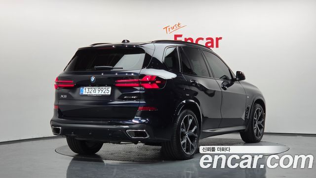 BMW X5 2025 — photo 2