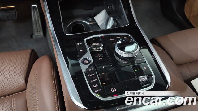 BMW X5 2025 — photo 12