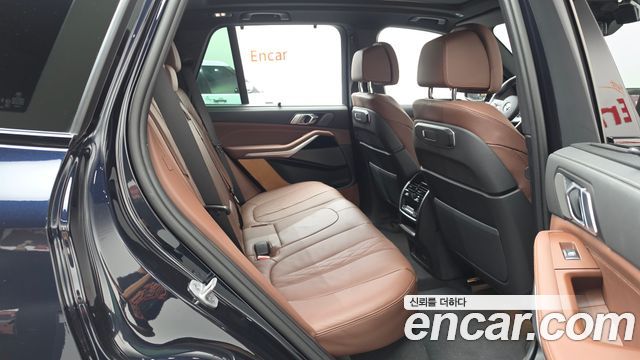 BMW X5 2025 — photo 17
