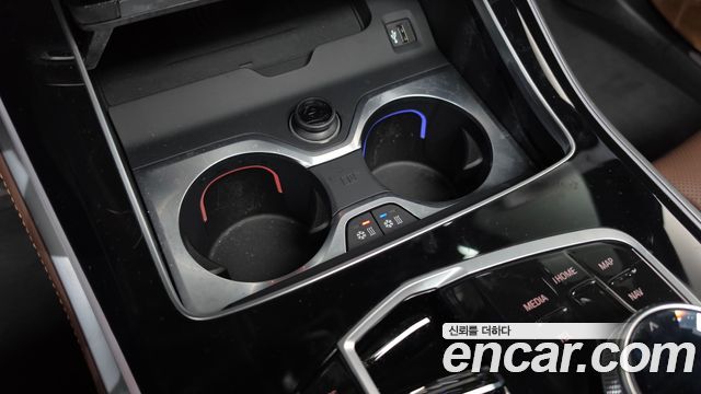 BMW X5 2025 — photo 25