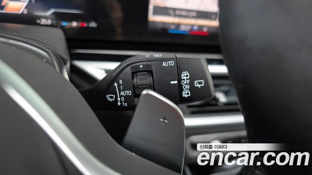 BMW X5 2025 — photo 28
