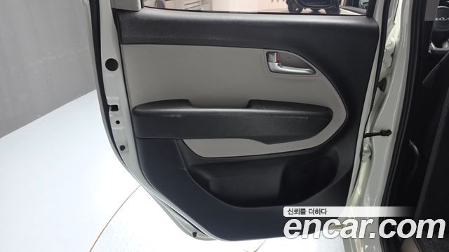 Kia RAY 2022 — photo 15