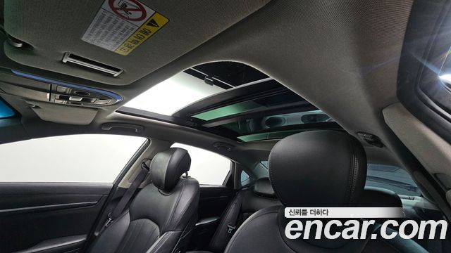 Hyundai Genesis 2016 — photo 16
