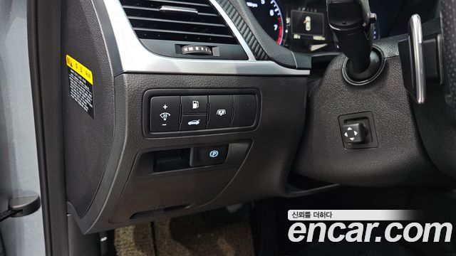 Hyundai Genesis 2016 — photo 19