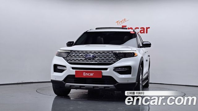 Ford Explorer 2021 — photo 3