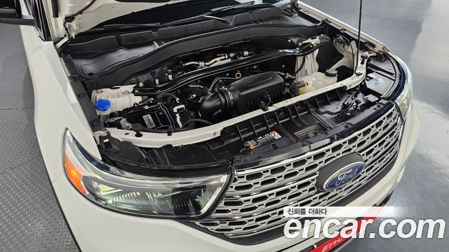 Ford Explorer 2021 — photo 6