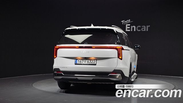 Kia Canival 2024 — photo 4