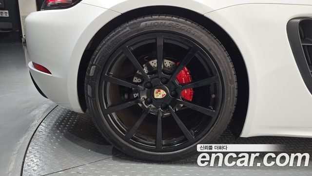 Porsche 718 2017 — photo 5