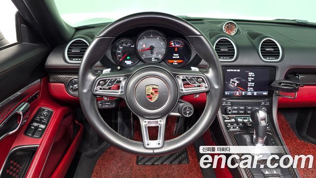 Porsche 718 2017 — photo 19