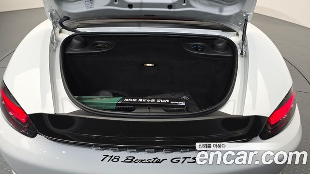 Porsche 718 2017 — photo 22