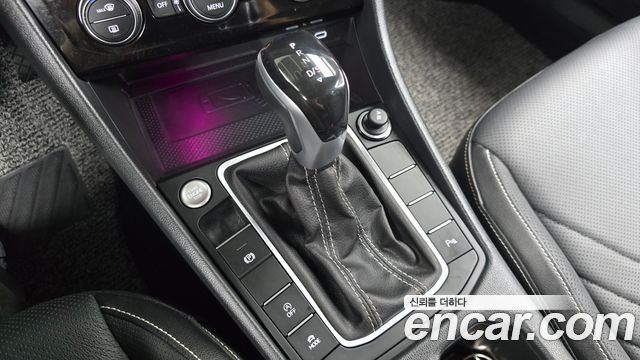Volkswagen Jetta 2023 — photo 12