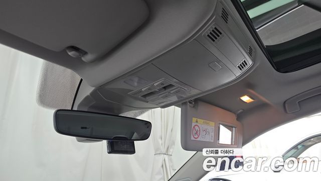 Volkswagen Jetta 2023 — photo 29
