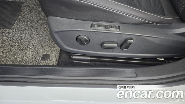 Volkswagen Jetta 2023 — photo 30