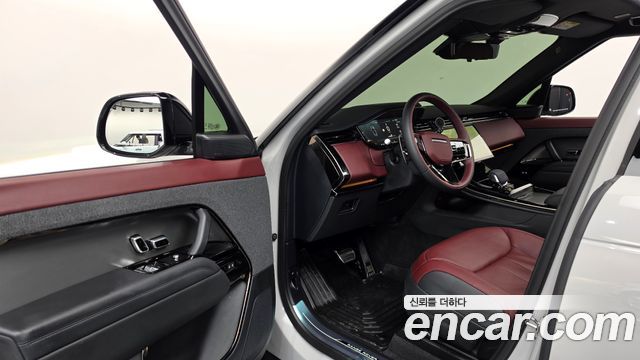 Land Rover Range Rover Sport 2025 — photo 13