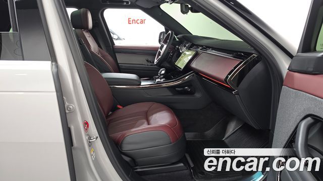 Land Rover Range Rover Sport 2025 — photo 16