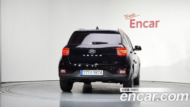 Hyundai Venue 2022 — photo 4