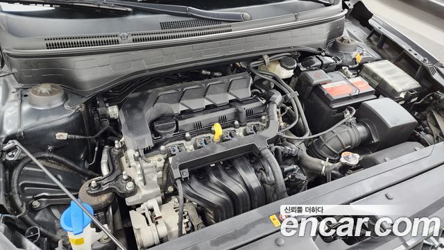 Hyundai Venue 2022 — photo 6
