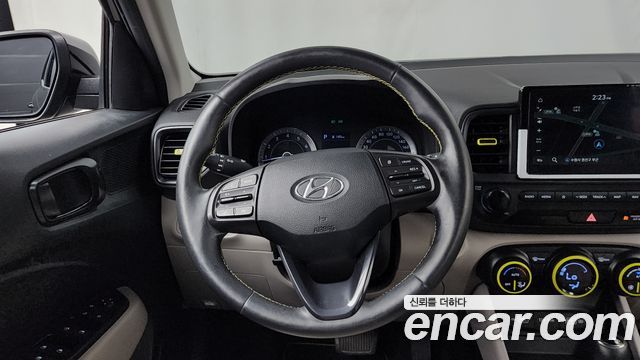 Hyundai Venue 2022 — photo 13