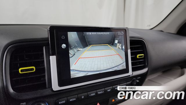 Hyundai Venue 2022 — photo 15