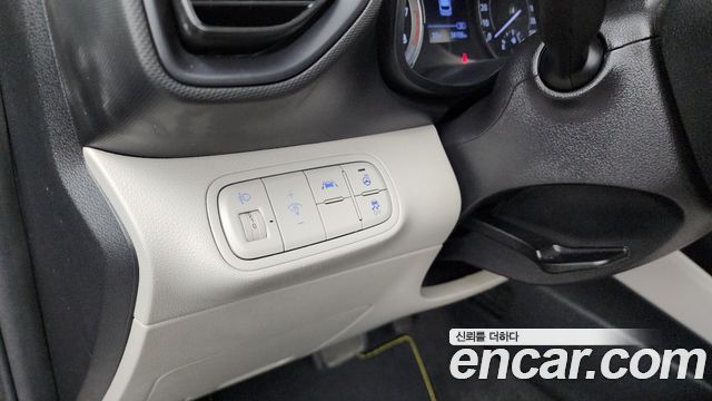 Hyundai Venue 2022 — photo 16