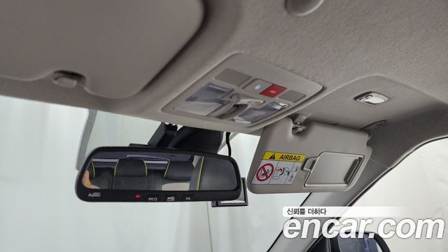 Hyundai Venue 2022 — photo 17