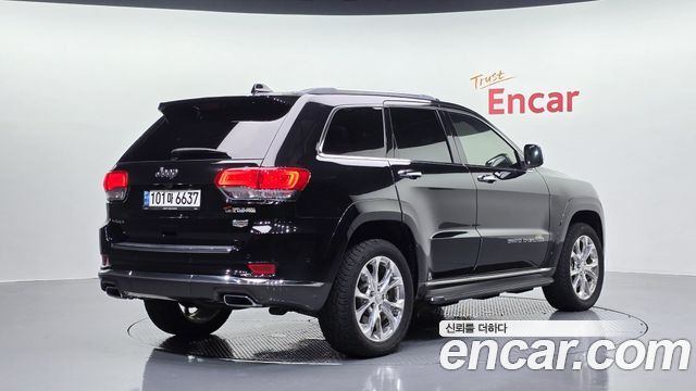 Jeep Cherokee 2021 — photo 2