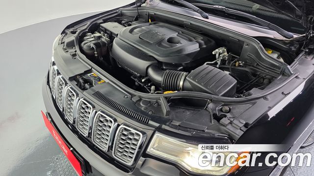 Jeep Cherokee 2021 — photo 6