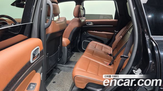 Jeep Cherokee 2021 — photo 18