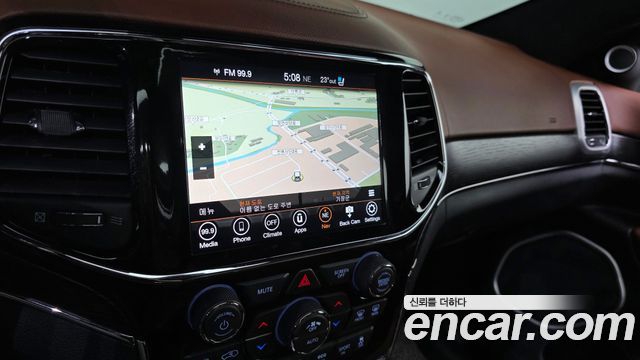 Jeep Cherokee 2021 — photo 20