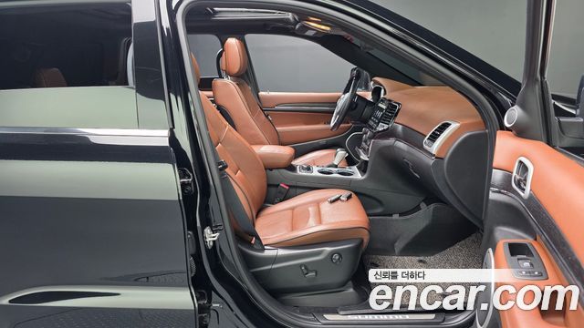 Jeep Cherokee 2021 — photo 16